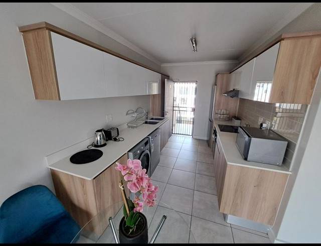 1 BEDROOM APARTMENT FOR SALE IN BLYDE RIVERWALK ESTATE